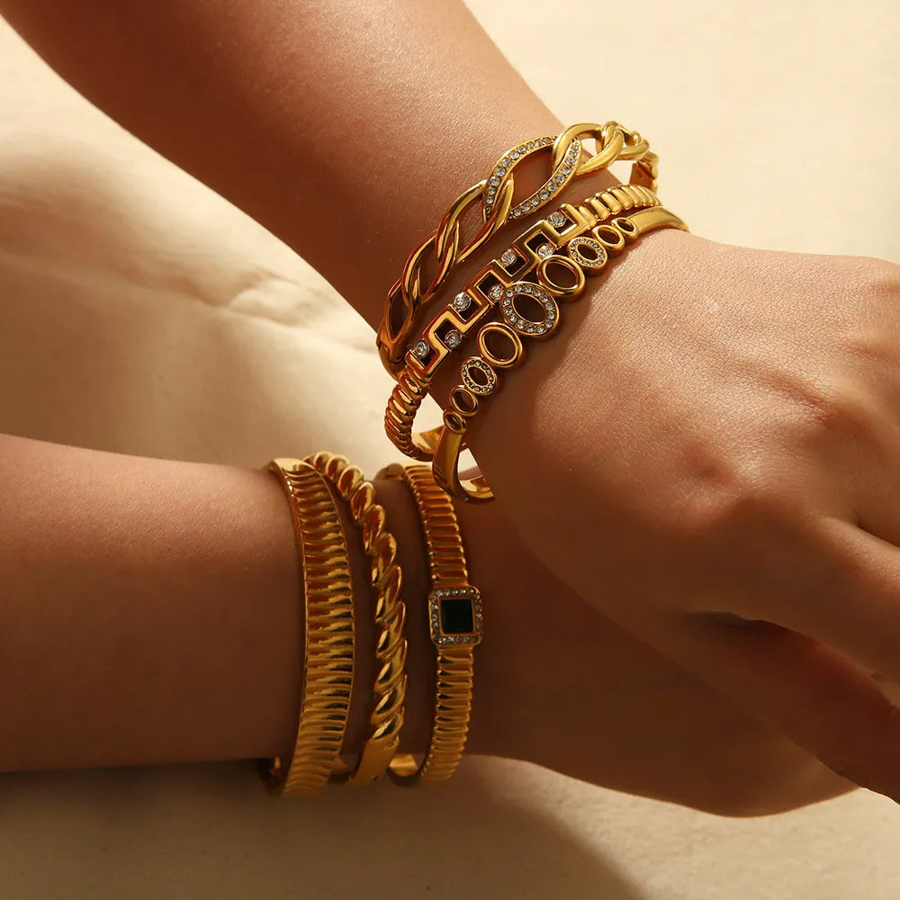 18K Gold Open Titanium Steel Bracelet for Girls | High Sense INS Style Jewelry