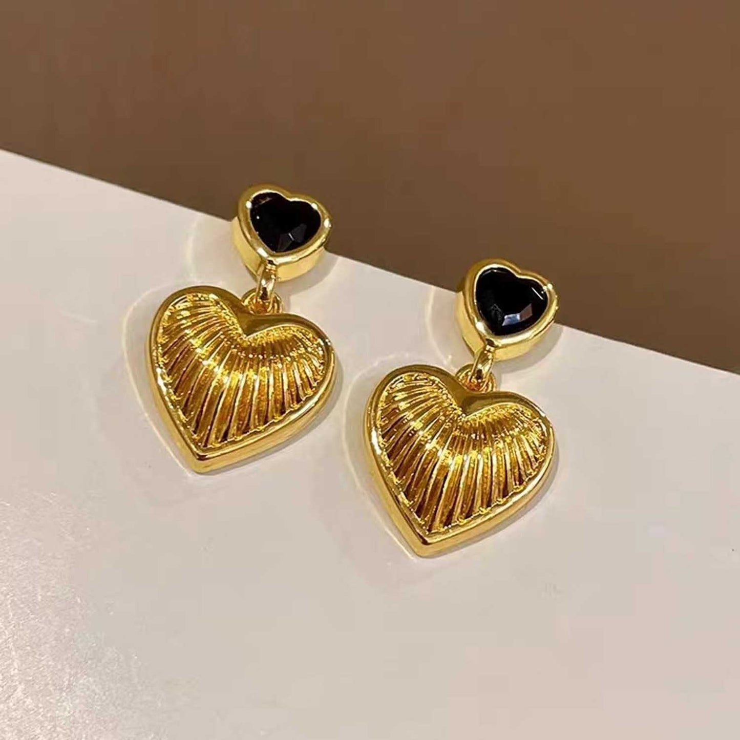 18K Gold Love Earrings – Exaggerated Stripe Design | Bold Statement Earrings